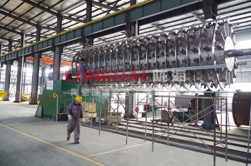 最大240型主轴加工