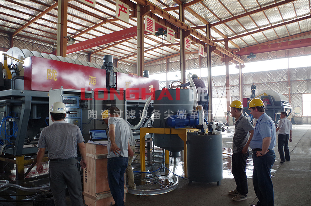 太钢哈斯科美国工程师验收设备